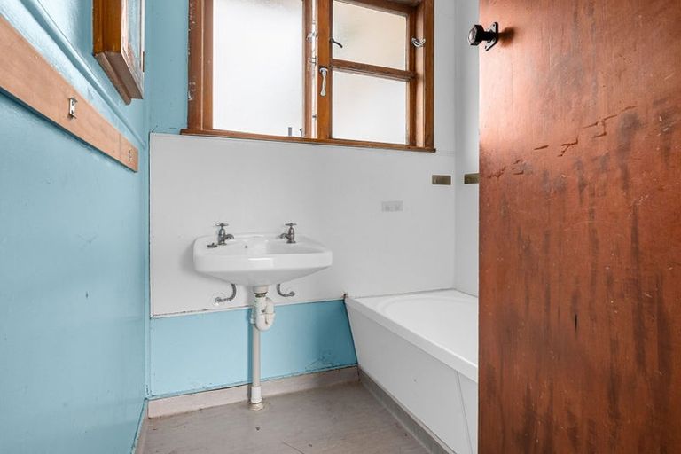 Photo of property in 46 Pollen Crescent, Melville, Hamilton, 3206