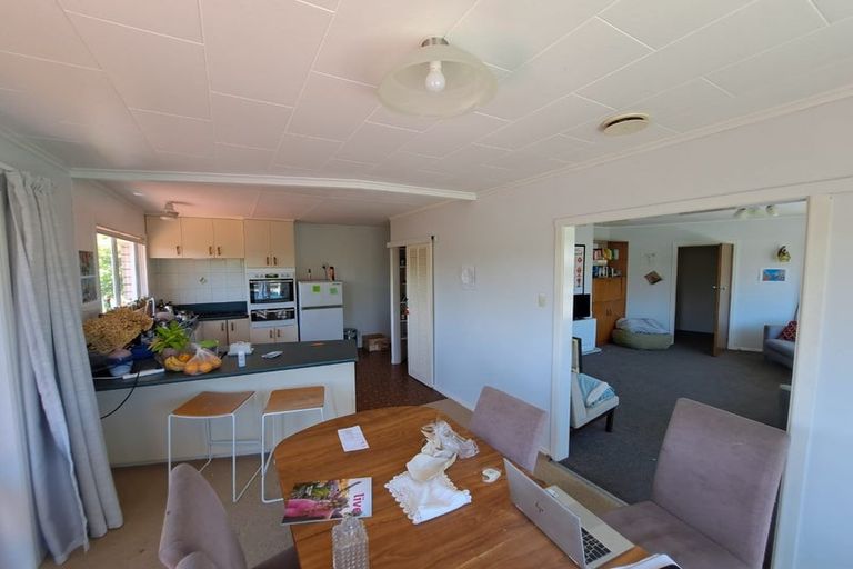 Photo of property in 10 Te Mara Place, Merrilands, New Plymouth, 4312