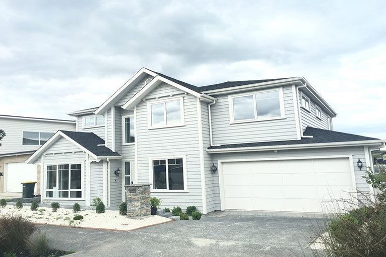 Photo of property in 19 Headland Drive, Long Bay, Auckland, 0630