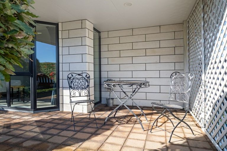 Photo of property in 2/100 Proctor Street, Papanui, Christchurch, 8053