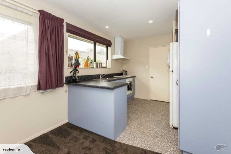 Photo of property in 24 Sylvia Street, Parklands, Christchurch, 8083