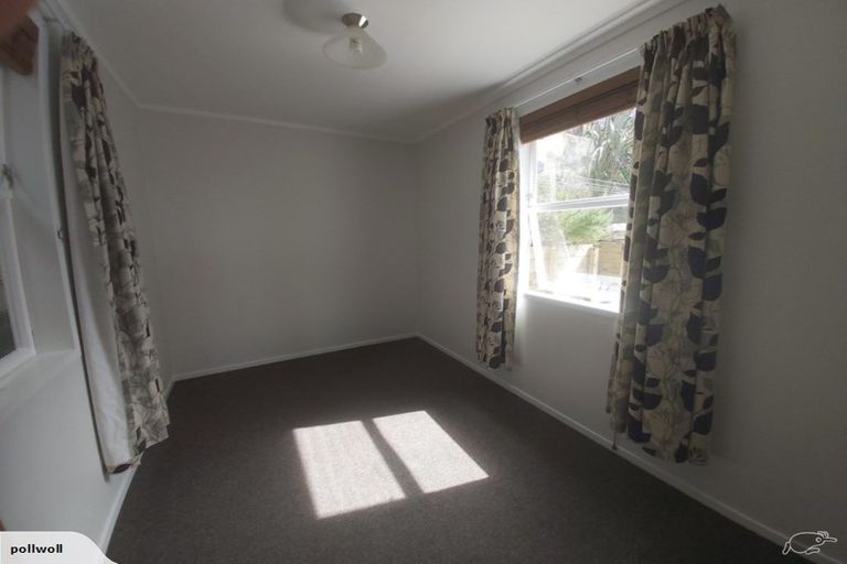 Photo of property in 2/12 Norna Crescent, Kelburn, Wellington, 6012