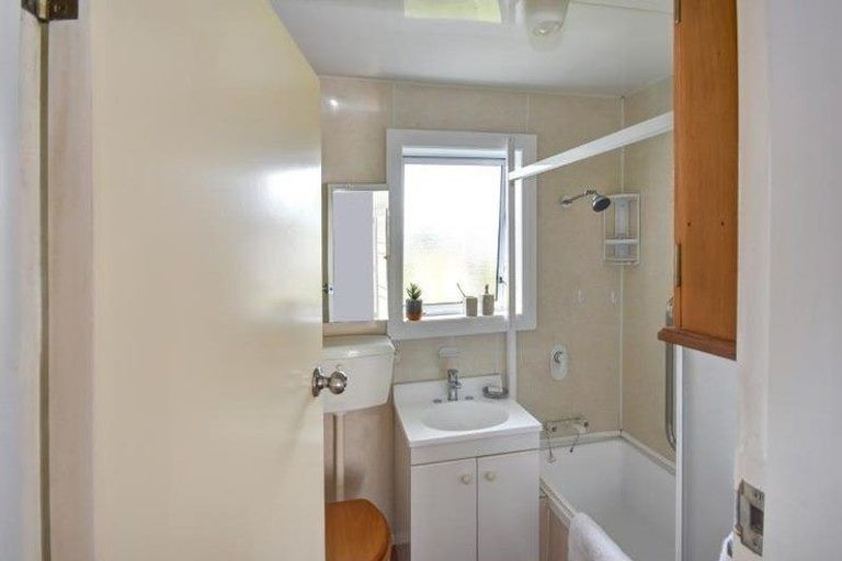 Photo of property in 10 Kohi Place, Port Chalmers, 9023