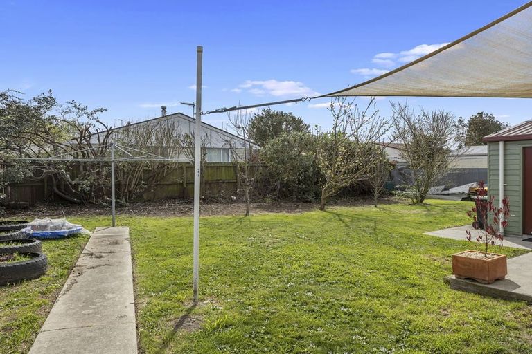 Photo of property in 11 Lenton Street, Aranui, Christchurch, 8061