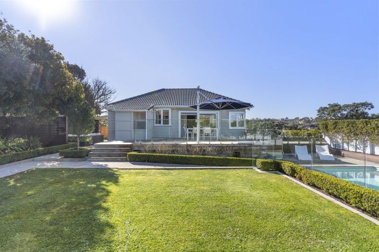 Photo of property in 1 Cassino Street, Bayswater, Auckland, 0622