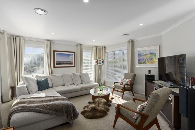 Photo of property in 18 Gladys Place, Levin, 5510