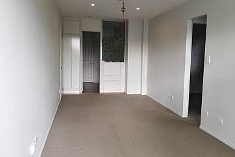 Photo of property in 52 Bond Crescent, Forrest Hill, Auckland, 0620