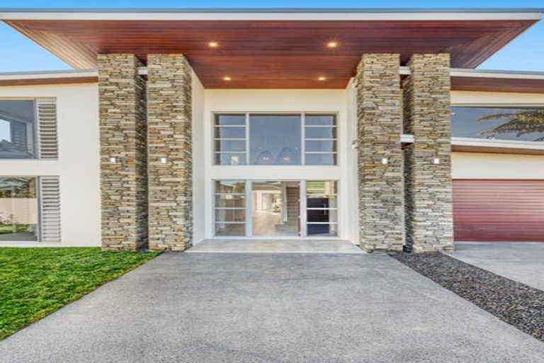 Photo of property in 25 Compass Way, Half Moon Bay, Auckland, 2012