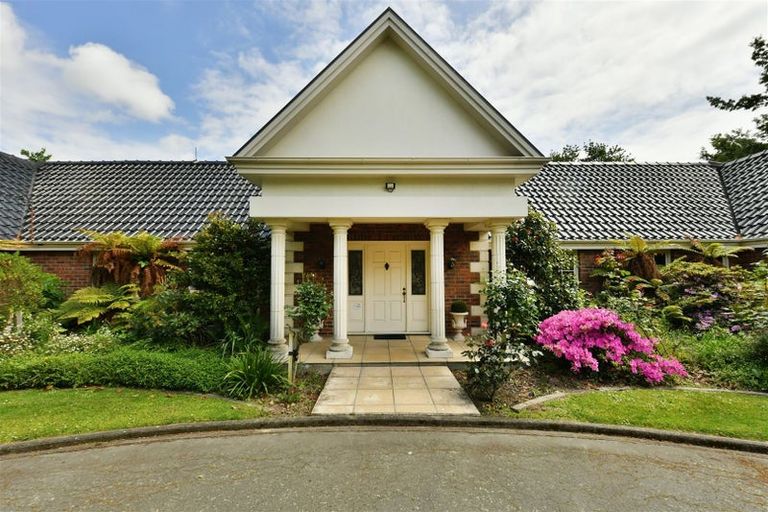 Photo of property in 5 Golden Elm Lane, Upper Riccarton, Christchurch, 8041