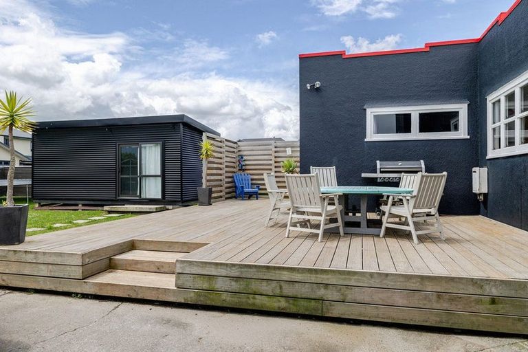 Photo of property in 12 Carthew Street, Feilding, 4702