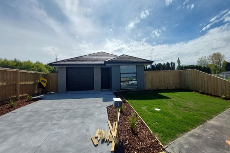 Photo of property in 9 Treedale Street, Belfast, Christchurch, 8051