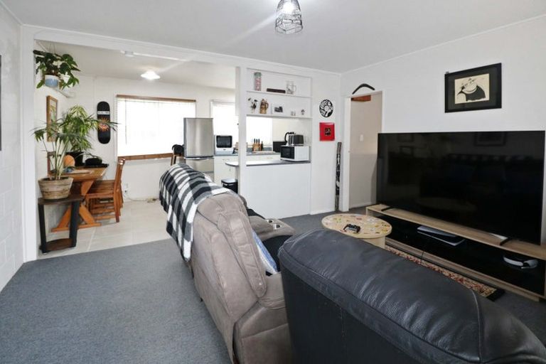 Photo of property in 121c Bell Road, Waiwhetu, Lower Hutt, 5010