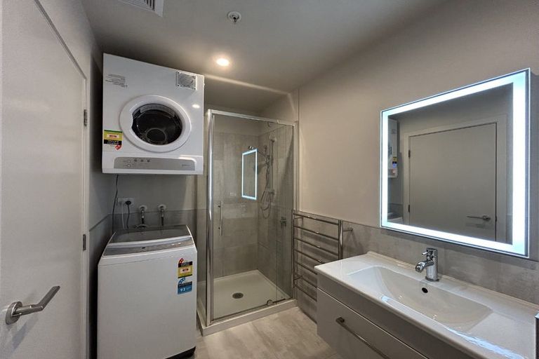 Photo of property in Kawarau Residences, 212/16a Mountain Ash Drive, Frankton, Queenstown, 9300