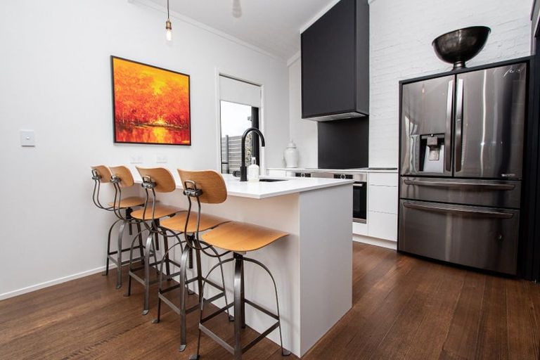 Photo of property in 101 Saint Kilda Road, Cambridge, 3434