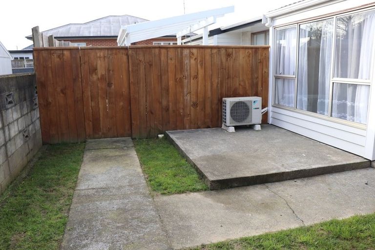 Photo of property in 2/30 Whitley Avenue, Ebdentown, Upper Hutt, 5018