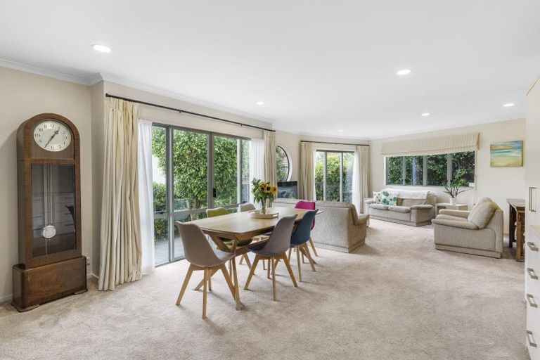 Photo of property in 2/10 Norman Road, Hauraki, Auckland, 0622