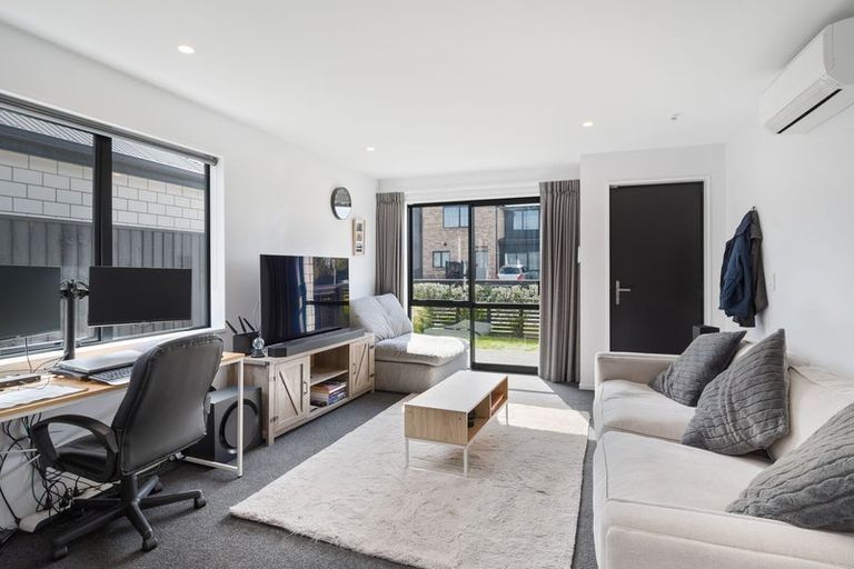 Photo of property in 7 Piripiri Place, Broomfield, Christchurch, 8042