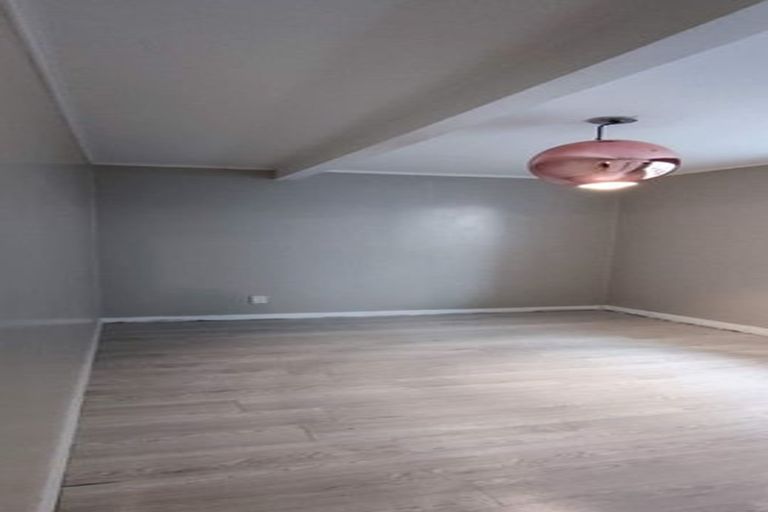 Photo of property in 4 Mills Road, Brooklyn, Wellington, 6021