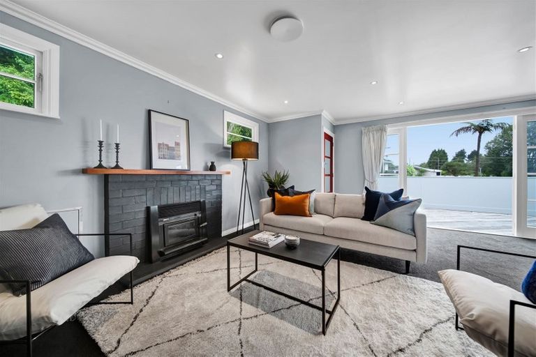 Photo of property in 10d Govett Avenue, Frankleigh Park, New Plymouth, 4310