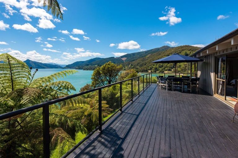 Photo of property in 328 Moetapu Bay Road, Moetapu Bay, Linkwater, 7282