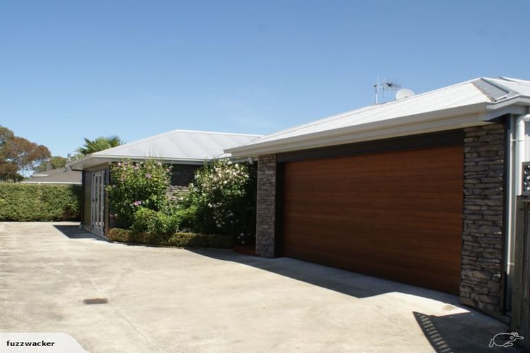 Photo of property in 101a Taradale Road, Onekawa, Napier, 4110