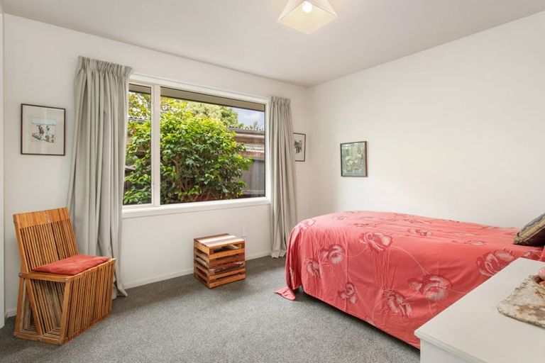 Photo of property in 2/66 Hounslow Street, Ilam, Christchurch, 8041