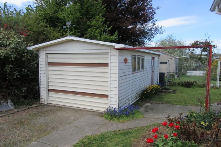 Photo of property in 7 Studholme Street, Waimate, 7924