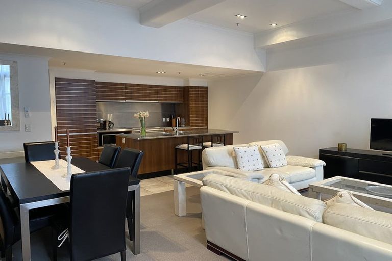 Photo of property in Augusta Apartments, 10/254 Willis Street, Te Aro, Wellington, 6011