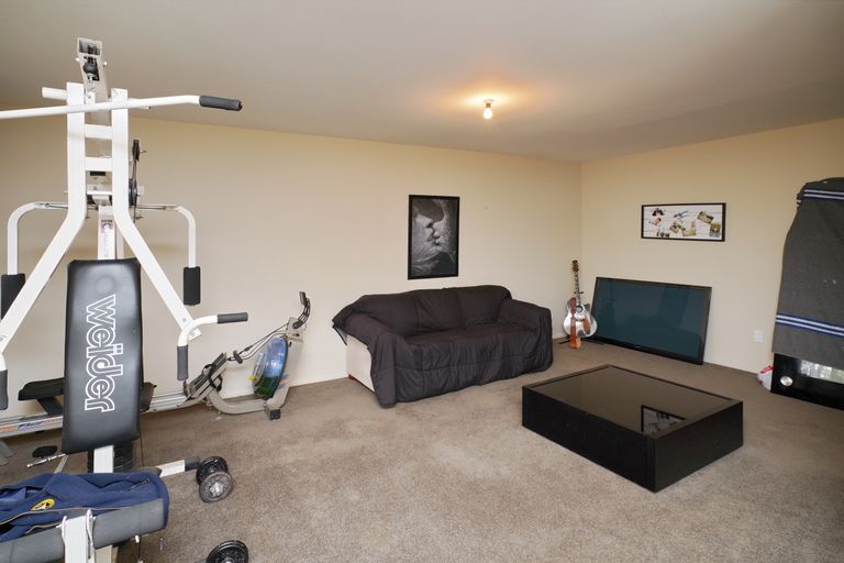 Photo of property in 617 Johns Road, Harewood, Christchurch, 8051