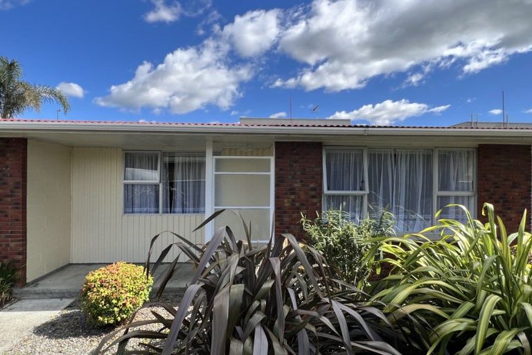 Photo of property in 9/453a Ferguson Street, Palmerston North, 4410