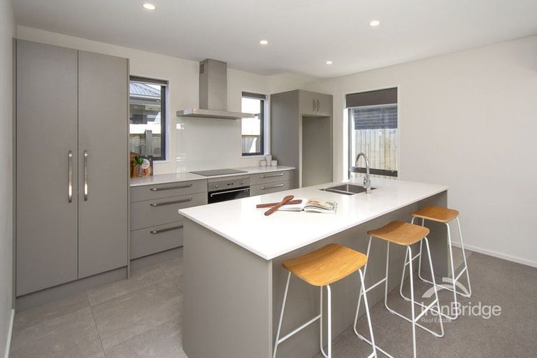 Photo of property in 4 Perendale Street, Belfast, Christchurch, 8051