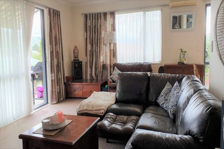 Photo of property in 1029a Fergusson Drive, Clouston Park, Upper Hutt, 5018