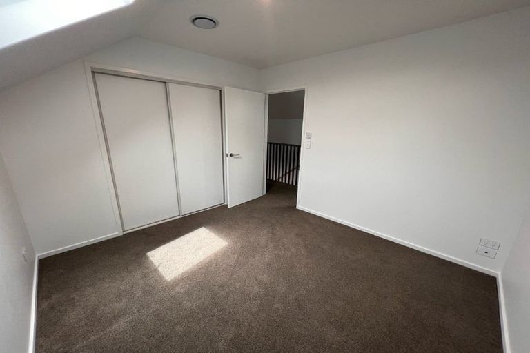 Photo of property in 1/23 Hills Road, Edgeware, Christchurch, 8013