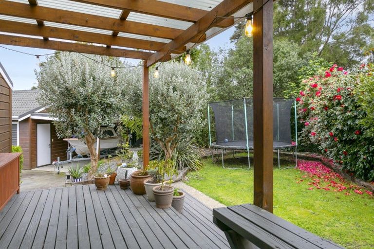 Photo of property in 1 Green Place, Richmond Heights, Taupo, 3330