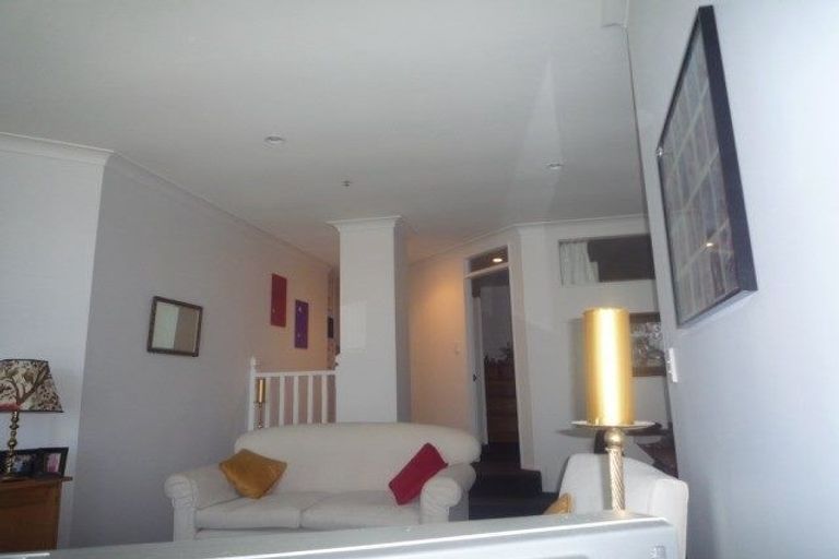 Photo of property in Terrace Garden Apartments, 5e/120 The Terrace, Wellington Central, Wellington, 6011