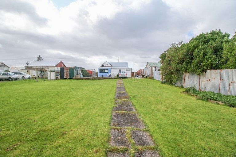 Photo of property in 6 Ocean Beach Road, Bluff, 9814