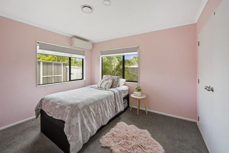 Photo of property in 18 Bucksburn Place, Greenmeadows, Napier, 4112