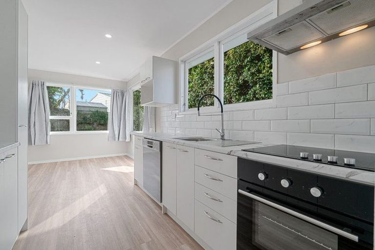 Photo of property in 31 Takanini Road, Takanini, 2112