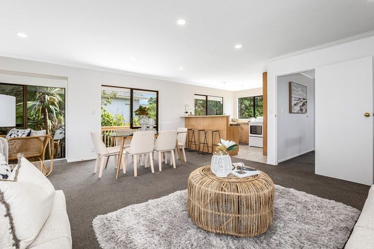 Photo of property in 5 Waiheke Street, Waikanae Beach, Waikanae, 5036