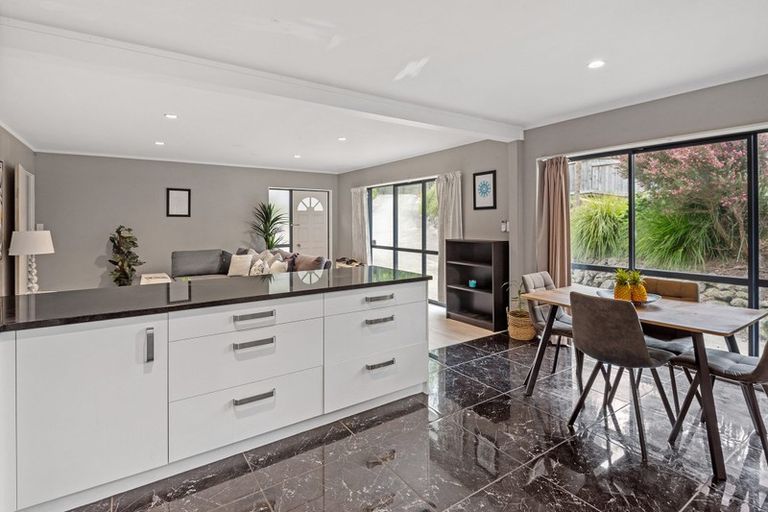 Photo of property in 52 Onerahi Road, Onerahi, Whangarei, 0110