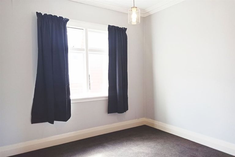 Photo of property in 42 Queens Drive, Saint Kilda, Dunedin, 9012