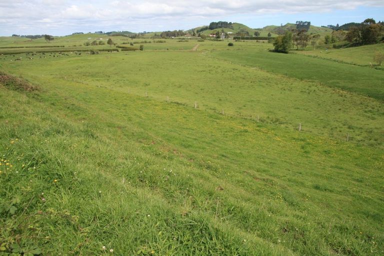 Photo of property in 664 Tariki Road, Ratapiko, 4390