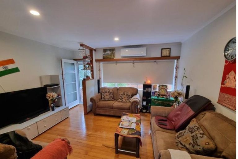 Photo of property in 4/134 Onewa Road, Northcote, Auckland, 0627