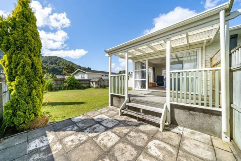 Photo of property in 41 Holdsworth Avenue, Trentham, Upper Hutt, 5018