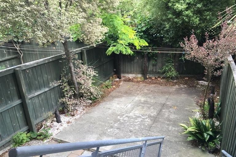 Photo of property in 4/86 Brockworth Place, Riccarton, Christchurch, 8011