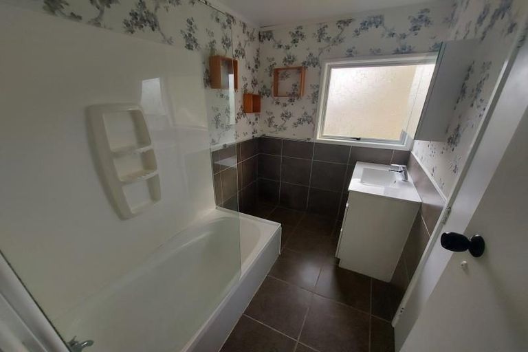 Photo of property in 21 Old Onerahi Road, Onerahi, Whangarei, 0110