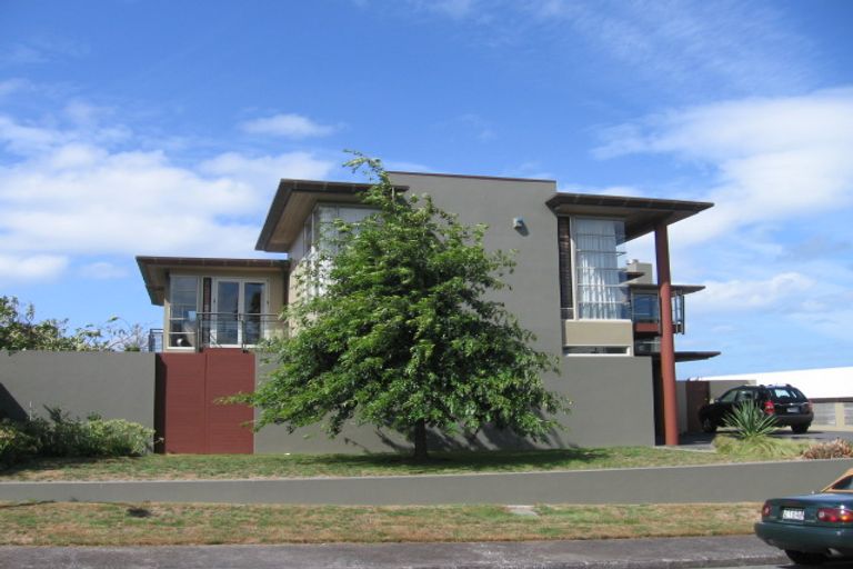Photo of property in 5 Peregrine Place, Birkenhead, Auckland, 0626