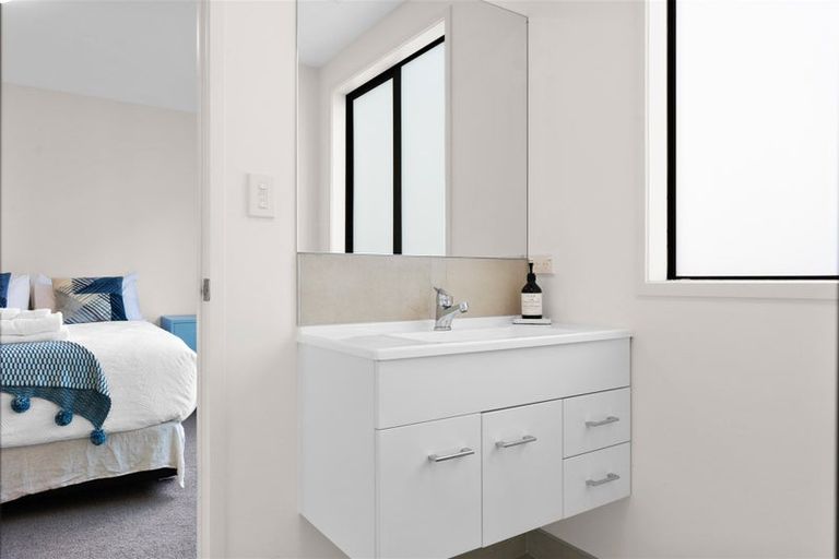 Photo of property in 10 Island View Close, Paihia, 0200