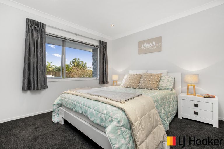 Photo of property in 6 Mirabell Place, Patumahoe, Pukekohe, 2679