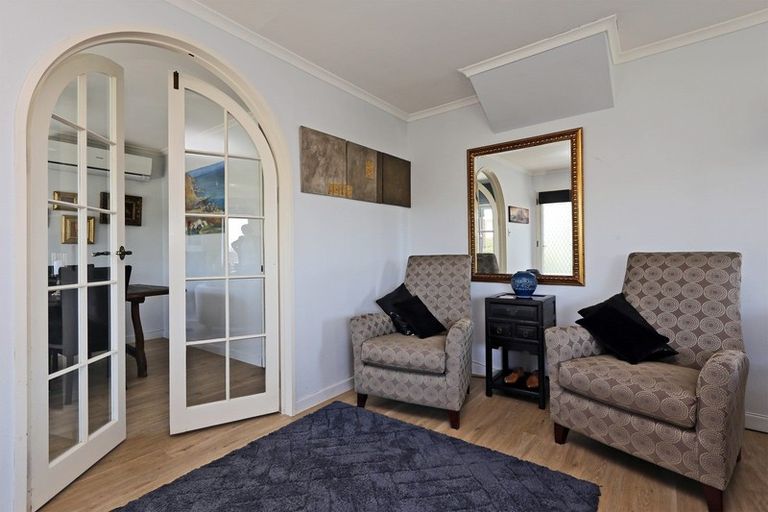 Photo of property in 1/18 Chambers Street, Havelock North, 4130